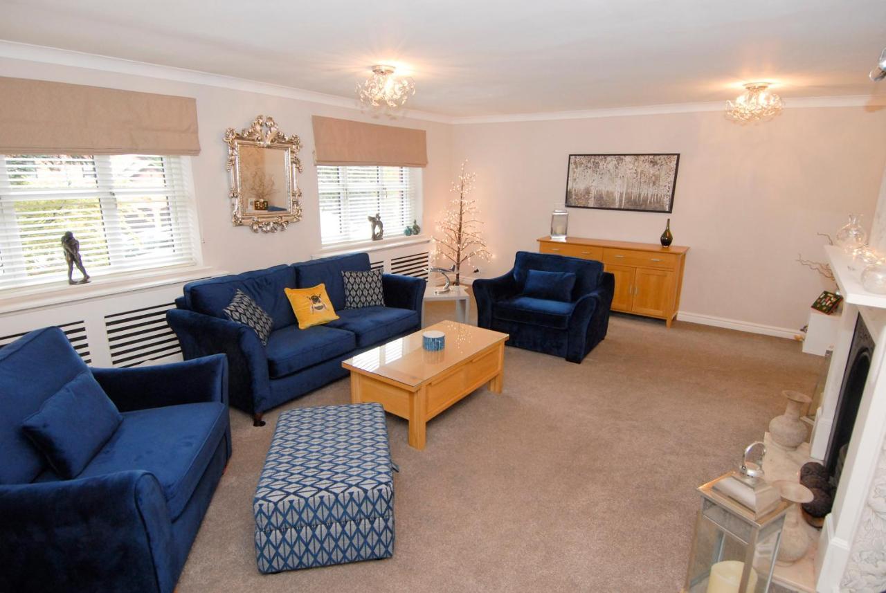 Wilmslow Airbnb מראה חיצוני תמונה